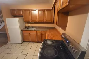 92 Academy St, Poughkeepsie, NY 12601 - Photo 3