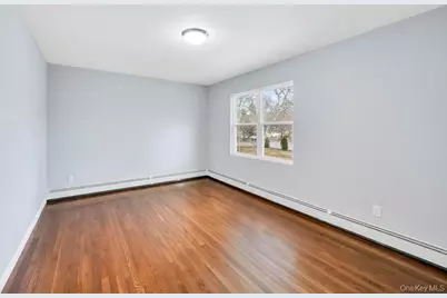 4 Dourland Road, Medford, NY 11763 - Photo 37