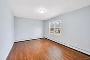 4 Dourland Rd, Medford, NY 11763 - Photo 37