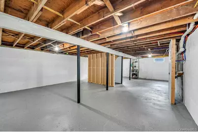 4 Dourland Road, Medford, NY 11763 - Photo 39