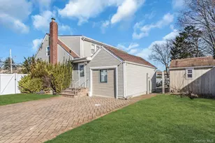 2864 Wilson Ave, Bellmore, NY 11710 - Photo 29