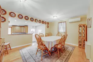 204 Maeder Ave, Merrick, NY 11566 - Photo 15