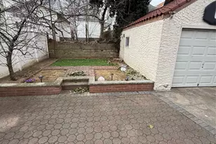 46-20 190th St, Flushing, NY 11358 - Photo 7