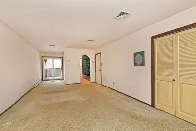 99 Oakfield Avenue, Dix Hills, NY 11746 - Photo 21