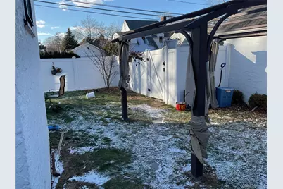 671 Stanton Avenue, Baldwin, NY 11510 - Photo 23