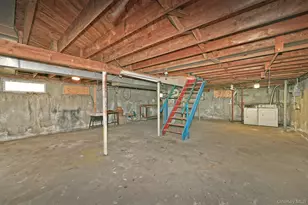 4 Deepdale Dr, Brentwood, NY 11717 - Photo 27