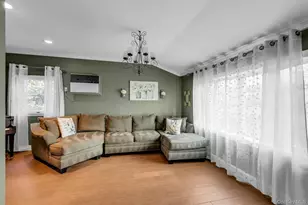 358 Rider Ave, Patchogue, NY 11772 - Photo 7