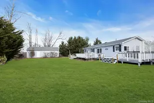 358 Rider Ave, Patchogue, NY 11772 - Photo 25