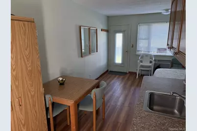 52325 County Road 48 #31, Southold, NY 11971 - Photo 5