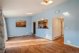 4 Laurel Ln, Shirley, NY 11967 - Photo 3