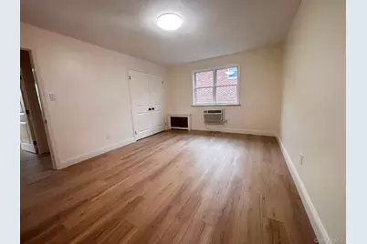 61-45 Parsons, Fresh Meadows, NY 11365 - Photo 7