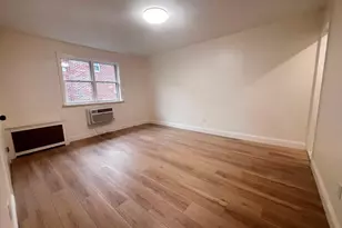 61-45 Parsons, Fresh Meadows, NY 11365 - Photo 9