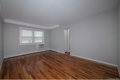 985 Oceanfront Street #9, Long Beach, NY 11561 - Photo 3