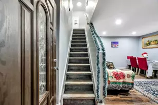 39 Andrews Ave, Wheatley Heights, NY 11798 - Photo 7