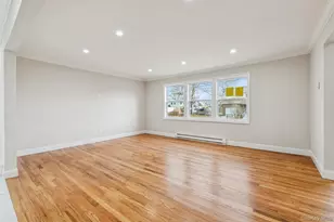 232 Berkshire Dr, Farmingville, NY 11738 - Photo 5