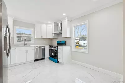 232 Berkshire Drive, Farmingville, NY 11738 - Photo 7