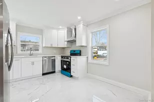 232 Berkshire Dr, Farmingville, NY 11738 - Photo 7