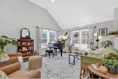 31 Greenshire Way, Walden, NY 12586 - Photo 5