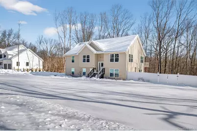 31 Greenshire Way, Walden, NY 12586 - Photo 3