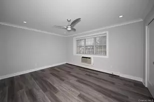 23 Weaver Dr, Massapequa, NY 11758 - Photo 9