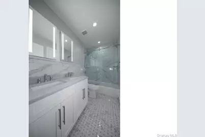 23 Weaver Drive #13-8O, Massapequa, NY 11758 - Photo 13