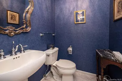 37 Windwatch Drive, Hauppauge, NY 11788 - Photo 31