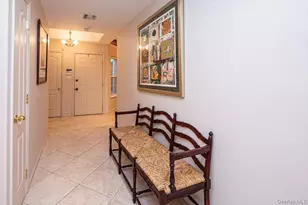 37 Windwatch Dr, Hauppauge, NY 11788 - Photo 5