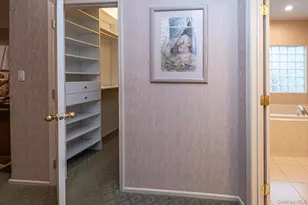 37 Windwatch Dr, Hauppauge, NY 11788 - Photo 21