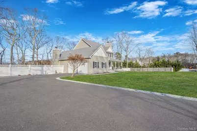 7 Sander Court, Middle Island, NY 11953 - Photo 3