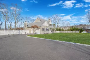 7 Sander Ct, Middle Island, NY 11953 - Photo 3