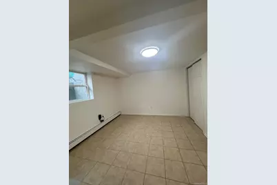 243 Lee Avenue, Hicksville, NY 11801 - Photo 15