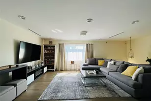 66 Smith St, Glen Cove, NY 11542 - Photo 27