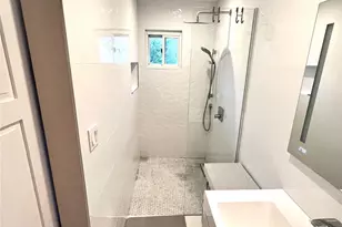 66 Smith St, Glen Cove, NY 11542 - Photo 11