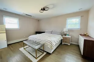 66 Smith St, Glen Cove, NY 11542 - Photo 9