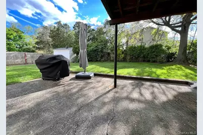 66 Smith Street, Glen Cove, NY 11542 - Photo 33
