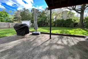 66 Smith St, Glen Cove, NY 11542 - Photo 33