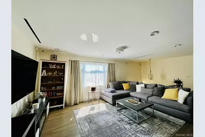 66 Smith Street, Glen Cove, NY 11542 - Photo 5