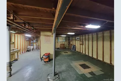 22754 Murdock Avenue, Queens Village, NY 11429 - Photo 23