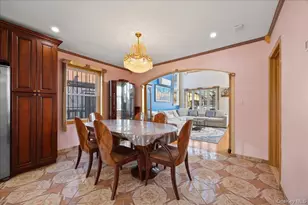 81-32 265th St, Glen Oaks, NY 11004 - Photo 9