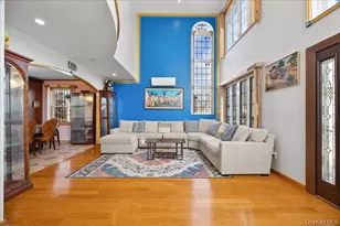 81-32 265th St, Glen Oaks, NY 11004 - Photo 5