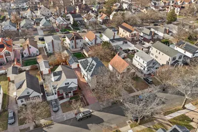 8132 265th Street, Glen Oaks, NY 11004 - Photo 37