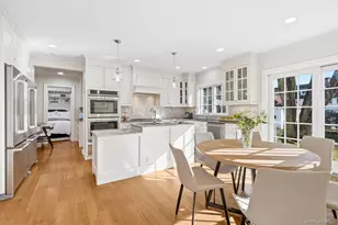 221 Paine Ave, New Rochelle, NY 10804 - Photo 13