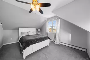 60 Pickwick Ln, North Babylon, NY 11703 - Photo 23