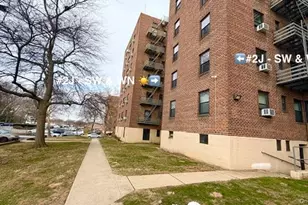 75-08 Bell Blvd, Bayside, NY 11364 - Photo 23