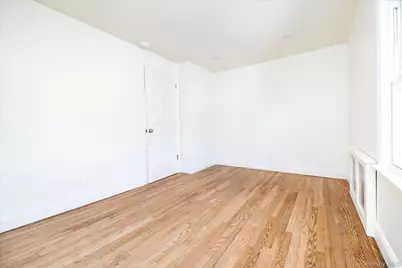 9 Hanover Place #2nd floor unit, Rockville Centre, NY 11570 - Photo 17