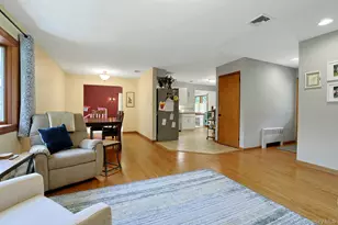42 Briarwood Dr, New City, NY 10956 - Photo 9