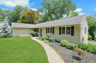 42 Briarwood Dr, New City, NY 10956 - Photo 27