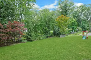 42 Briarwood Dr, New City, NY 10956 - Photo 29