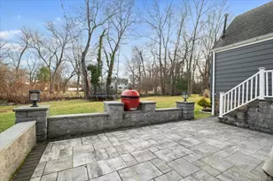 39 Darling Ave, New Rochelle, NY 10804 - Photo 15