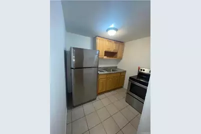 686 E 223rd Street #B, Bronx, NY 10466 - Photo 3